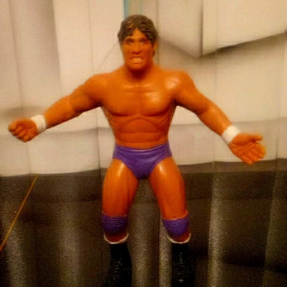 Vintage 1986 Wrestling Action Fiqure Tito Santana LJN Titan Sports 8"